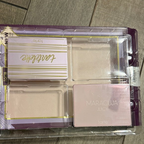 Tarte Maracuja Juicy Palette in Pink and Gold - Picture 1 of 3
